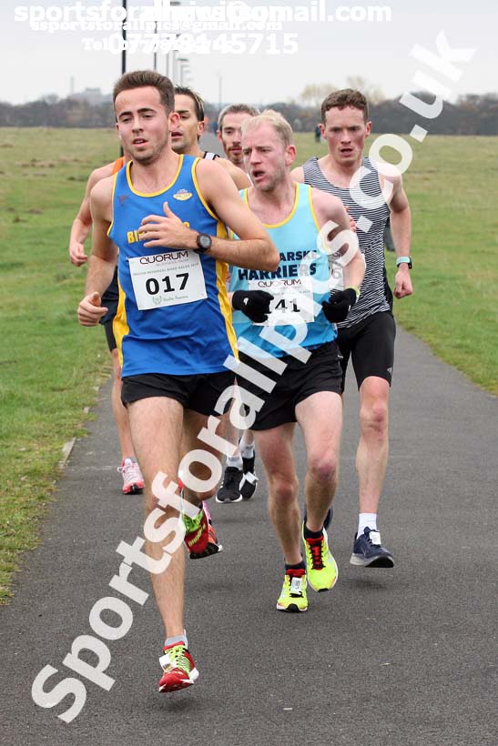 Senior men and womens Heaton Memorial 10k Road Race, Newcastle Town Moor. Photo:  David T. Hewitson/Sports for All Pics